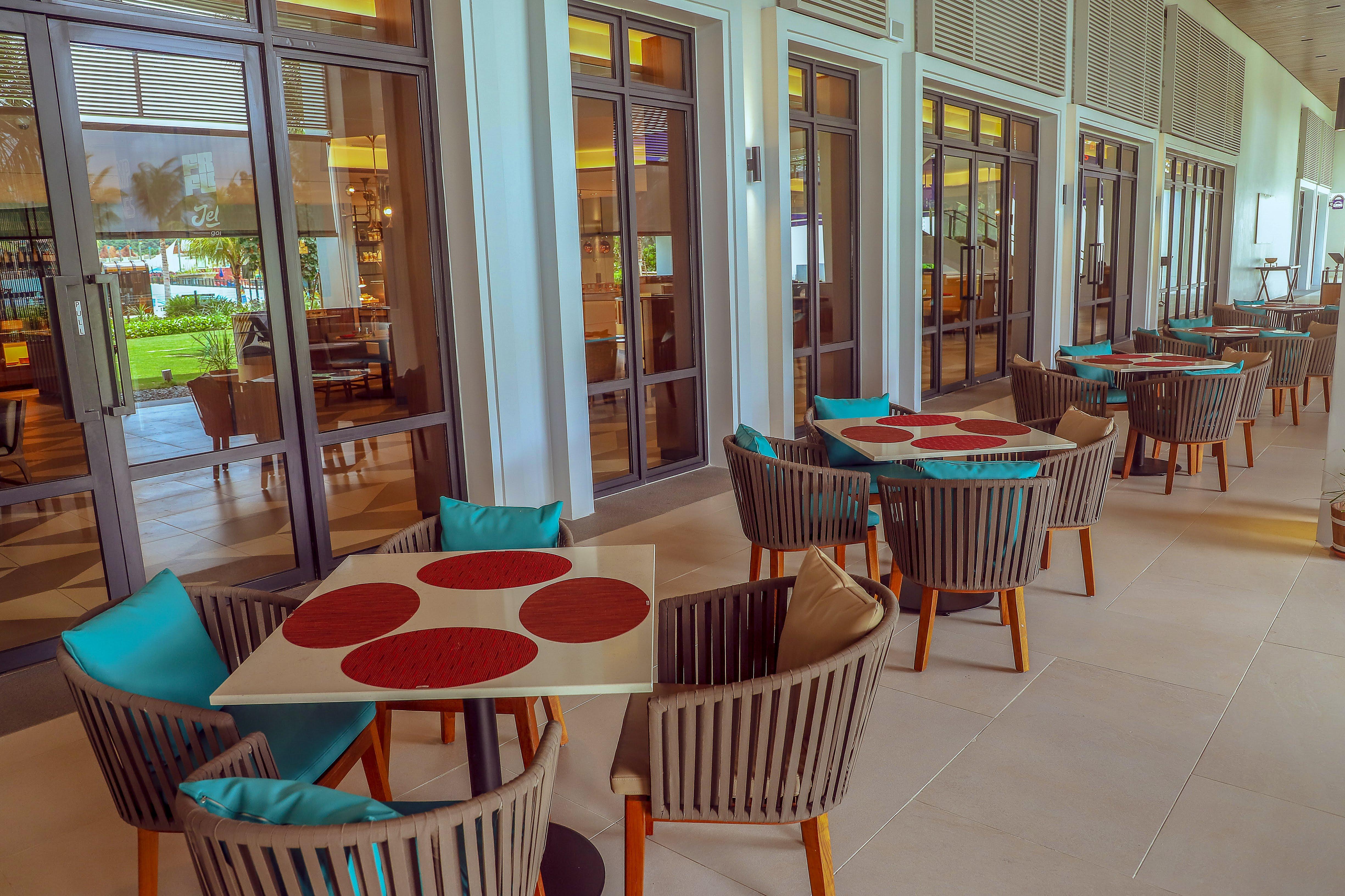 Hard Rock Hotel Desaru Coast Esterno foto The interior of the restaurant